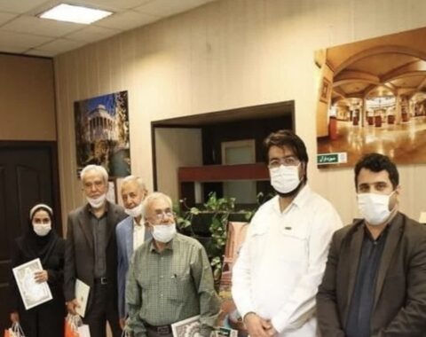 ناشر برتر منطقه دکتر آناهید رضایی